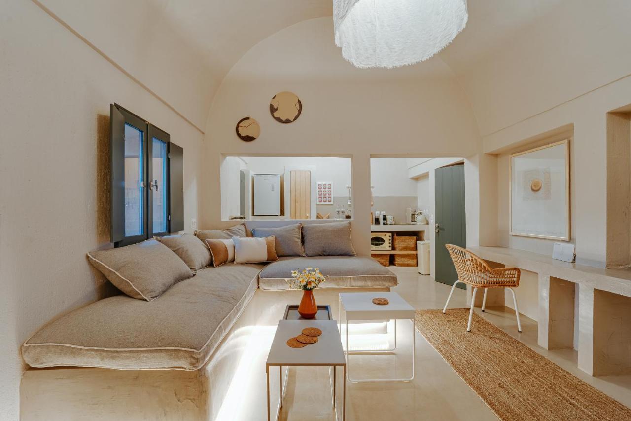 Present Perfect Villa - Private Pool Фиростефани Экстерьер фото